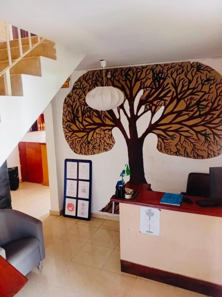 Zunox Guest House Freetown Exterior photo